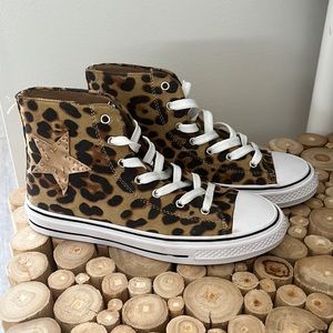 Leopard Print High Top Shoes